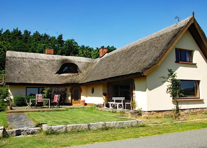 بيت للعطل Reeddachhaus Mit Seeblick - Ruhe - Traumhafter Lage Am Selliner