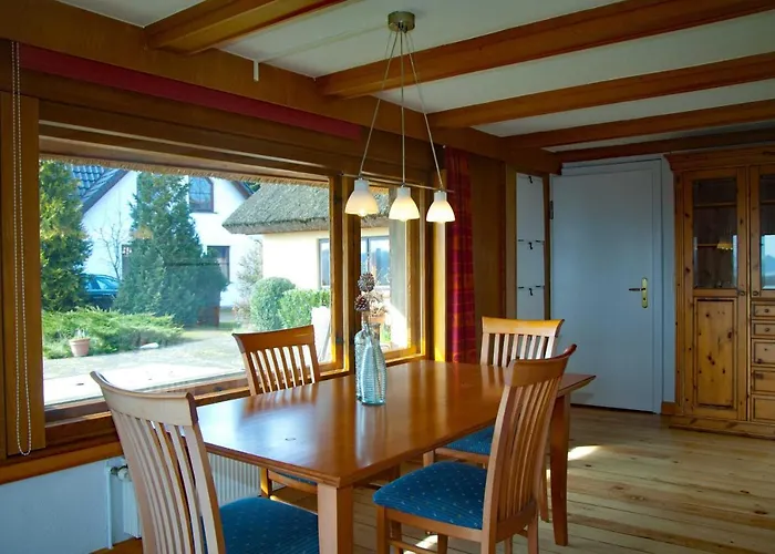 Reeddachhaus Mit Seeblick - Ruhe - Traumhafter Lage Am Selliner Dom wakacyjny *