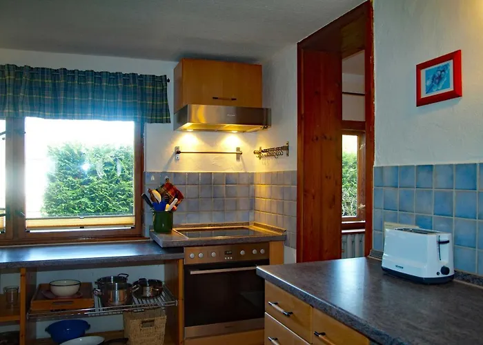 Reeddachhaus Mit Seeblick - Ruhe - Traumhafter Lage Am Selliner * Sellin (Rugen)