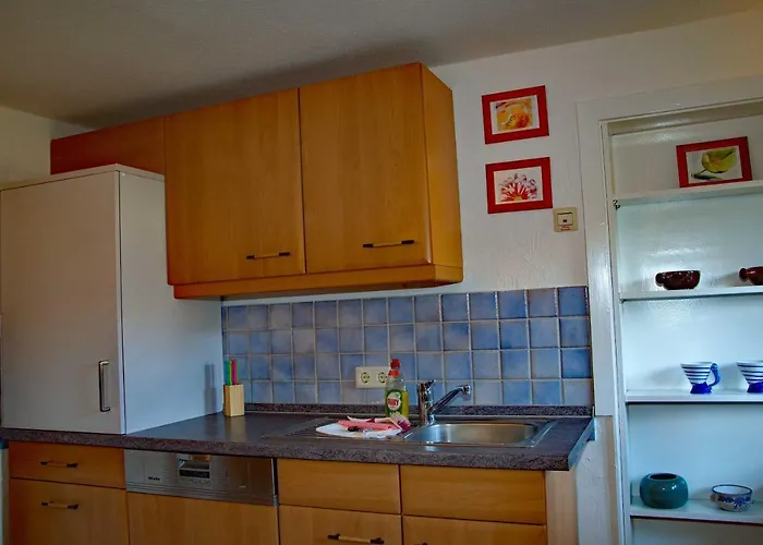 Dom wakacyjny Reeddachhaus Mit Seeblick - Ruhe - Traumhafter Lage Am Selliner Sellin (Rugen)